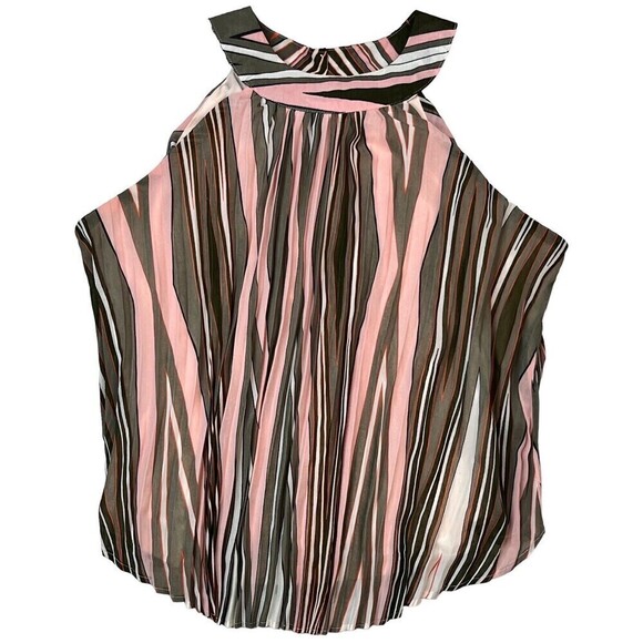 NWOT Heart Soul Women's Sleeveless Midriff Key Hole Back Pleated Top Size XL - Picture 1 of 7